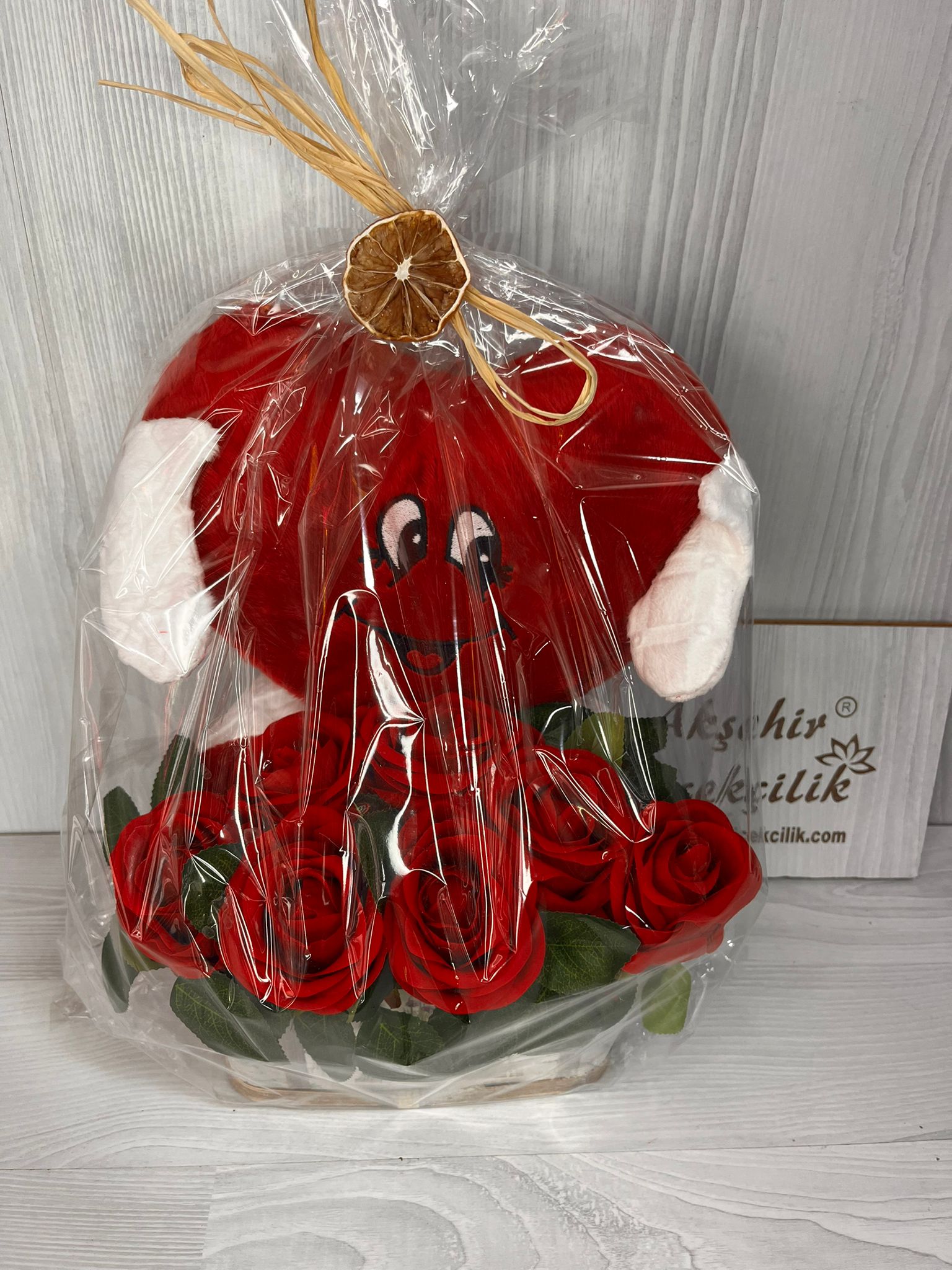 gül ayıcık aranjman 